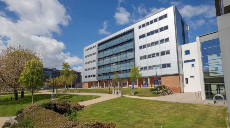 Đại học Sunderland – Anh Quốc